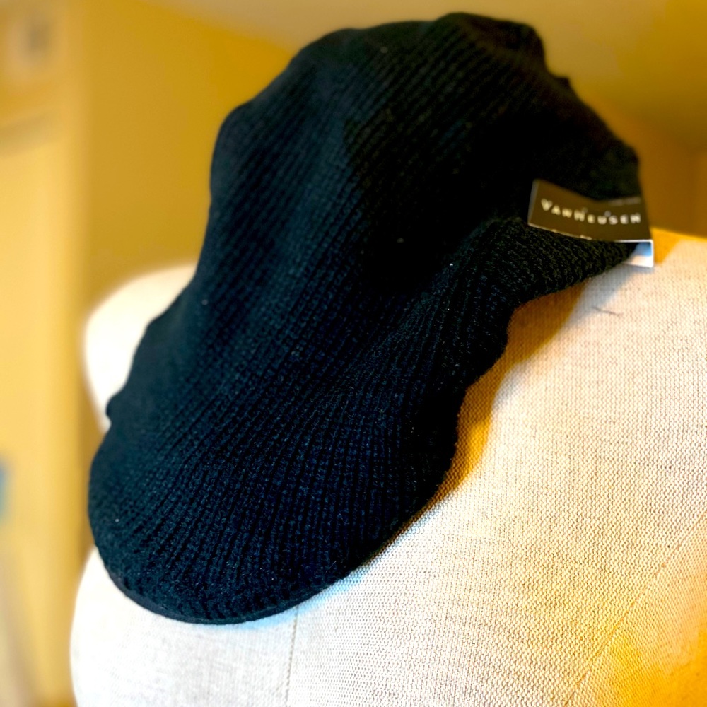NWT Van Heusen Knit Newsboy Cap